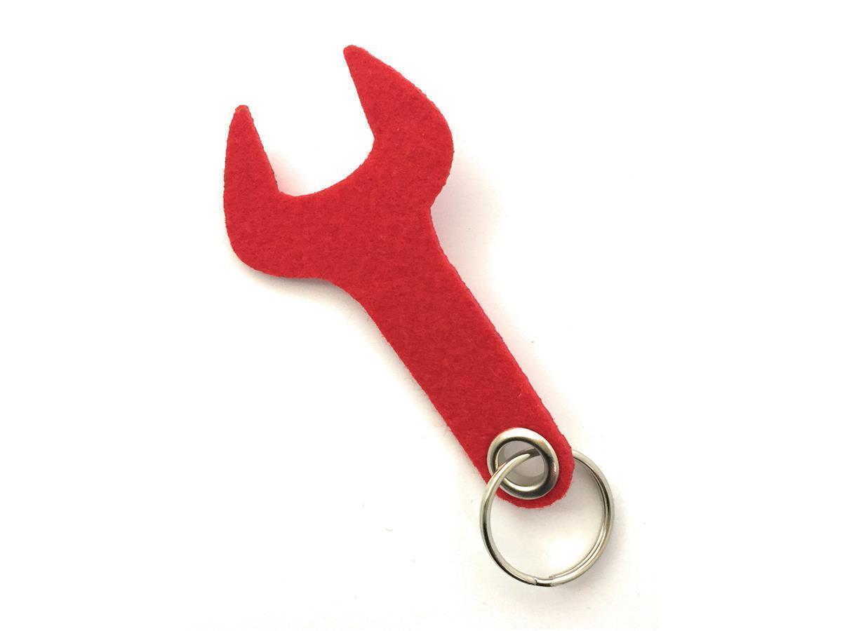 Schraubenschlüssel - Schlüsselanhänger Filz in rot - Druck / Gravur Schraubenschlüssel - Schlüsselanhänger Filz in rot mit Druck 4-fbg