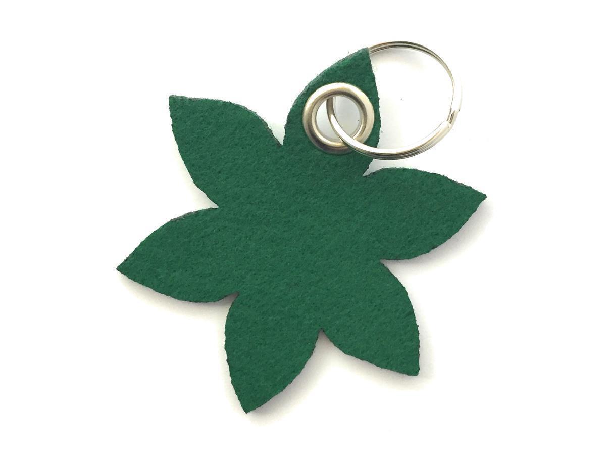 Blume - Spitz - Schlüsselanhänger Filz in waldgrün - Druck / Gravur Blume - Spitz - Schlüsselanhänger Filz in waldgrün mit Druck 4-fbg
