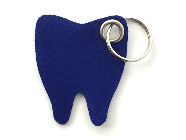 Backen - Zahn - Filz-Schlüsselanhänger - Farbe: royalblau - optional mit Gravur / Aufdruck