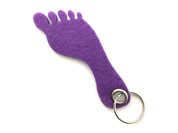 Fuß / Sohle - Filz-Schlüsselanhänger - Farbe: lila / flieder - optional mit Gravur / Aufdruck